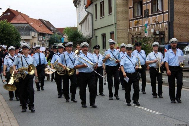 2010-08-15 Festumzug 750 Jahre Barbis (396)
